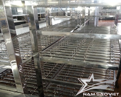 Giá để khay cơm nhiều tầng

