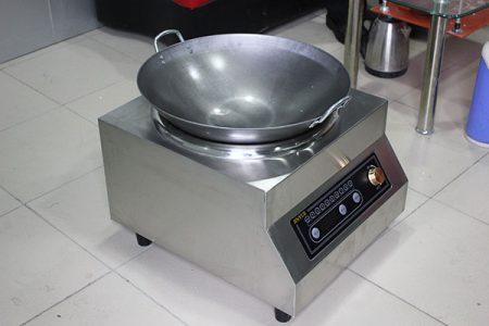Bếp điện từ công nghiệp cần lưu ý gì khi sử dụng
